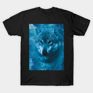 Wolf and waves of the ocean T-Shirt